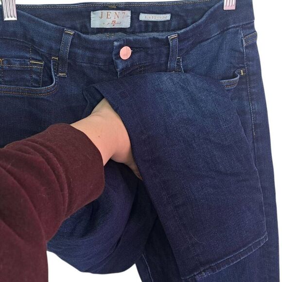 JEN7 by 7 For All Mankind Women's Slim Boyfriend Jeans size 10 - Picture 3 of 8